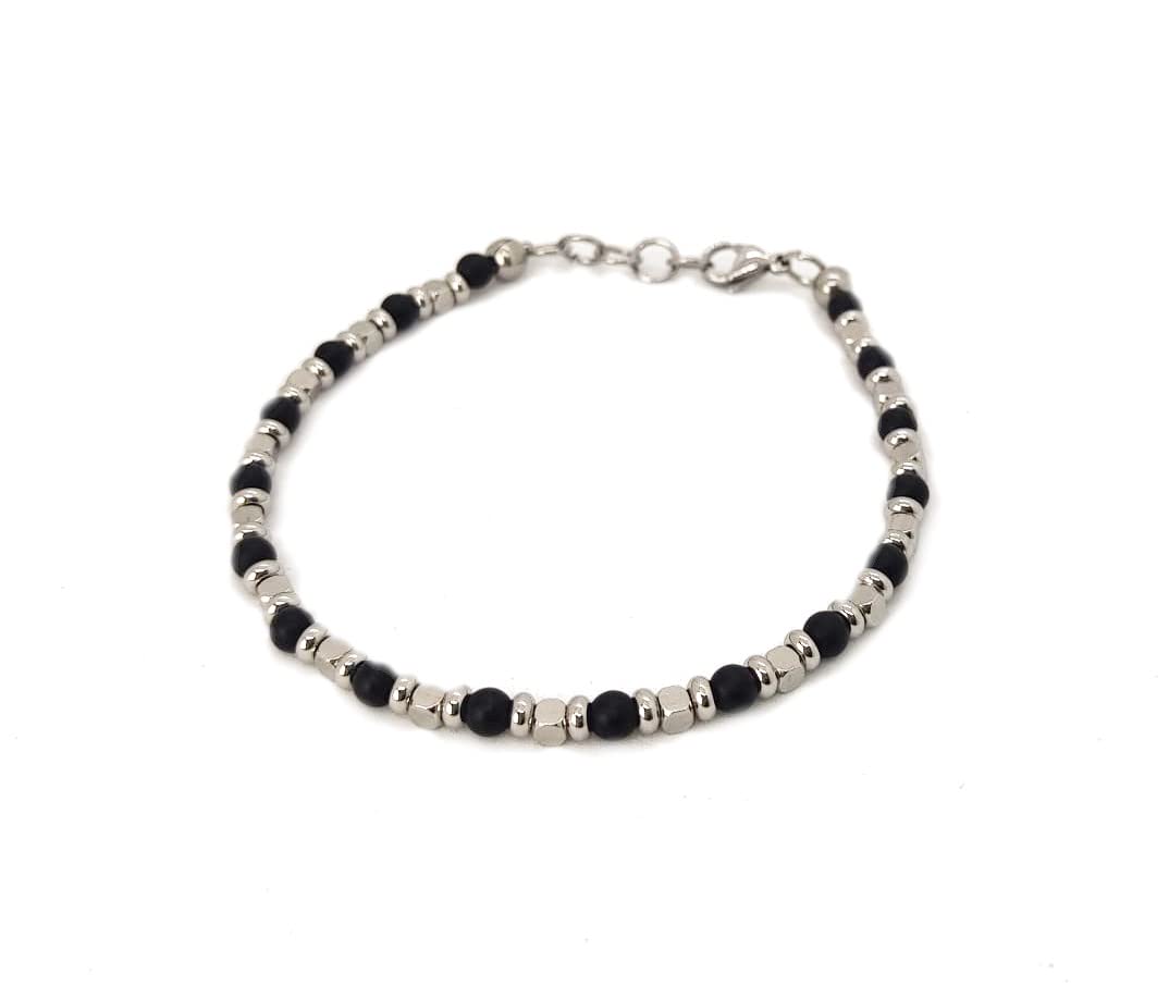 Bracciale da Uomo in Acciaio con Pietre Dure Onice Opaca Satinata 4 mm Dischi e Cubi in Acciaio Chiusura a Moschettone Regolabile Finitura Lucida Lavorazione Artigianale Fatto a Mano Made in Italy
