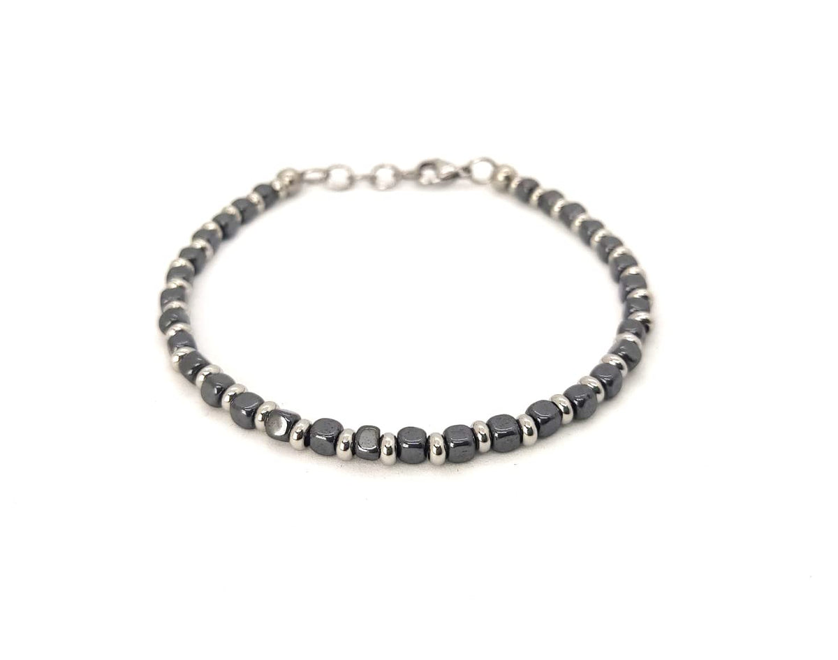 Bracciale da Uomo in Acciaio con Pietre Dure Cubi Ematite Dischetti in Acciaio Chiusura a Moschettone Lunghezza Regolabile Finitura Lucida Lavorazione Artigianale Fatto a Mano Made in Italy