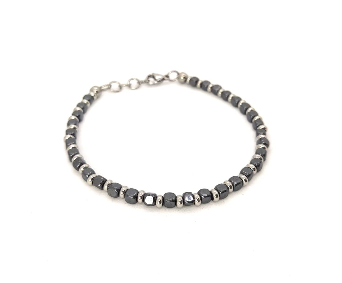 Bracciale da Uomo in Acciaio con Pietre Dure Cubi Ematite Dischetti in Acciaio Chiusura a Moschettone Lunghezza Regolabile Finitura Lucida Lavorazione Artigianale Fatto a Mano Made in Italy
