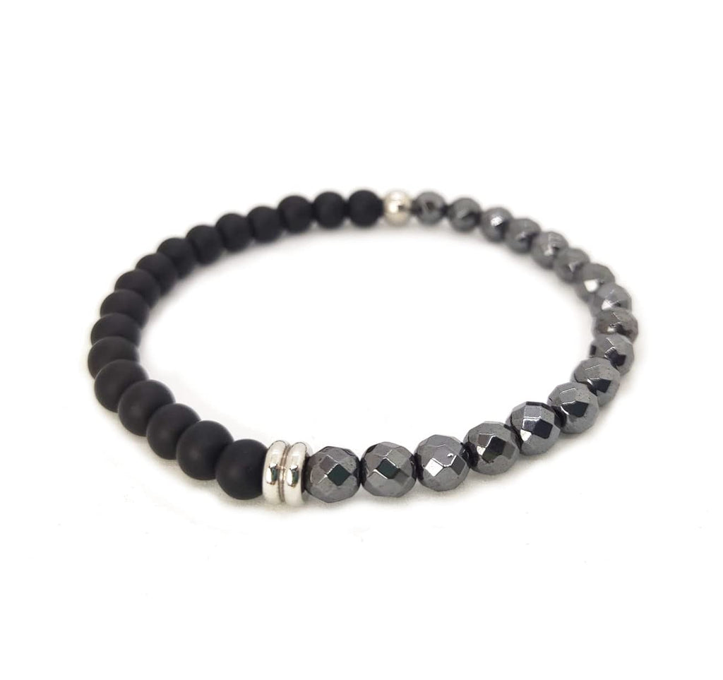 Habibi Jewels Bracciale da Uomo Elastico in Pietre Dure Onice Satinata ed Ematite Sfaccettata da 6 mm, con Elementi in Acciaio Finitura Lucida Lavorazione Artigianale Fatto a Mano Made in Italy