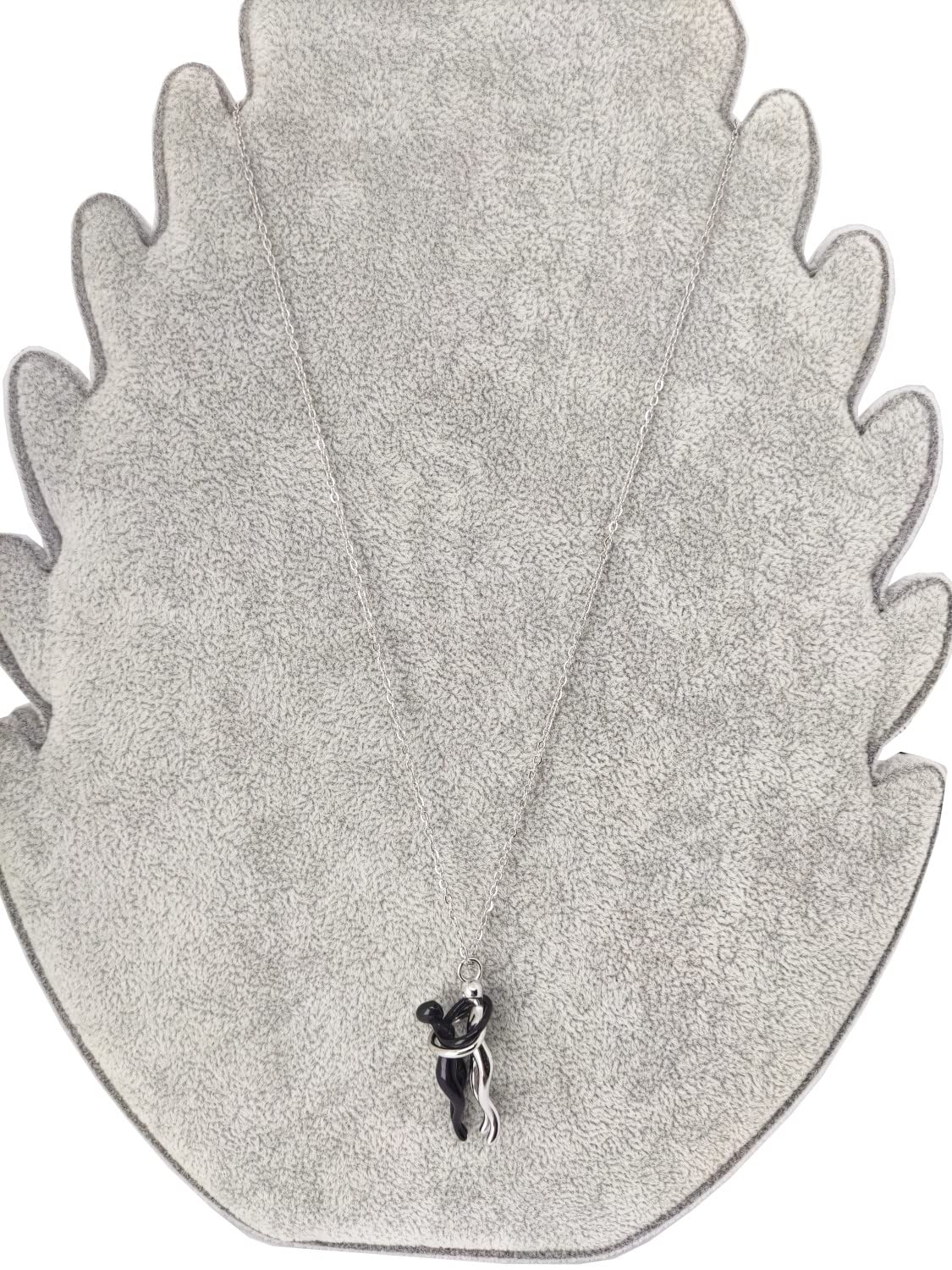 Habibi Jewels Collana da Donna in Acciaio con Ciondolo Abbraccio Innamorati Nero e Silver Lui e Lei Fidanzati Amanti Coppia Amore Amicizia Idea Regalo San Valentino Compleanno Laurea